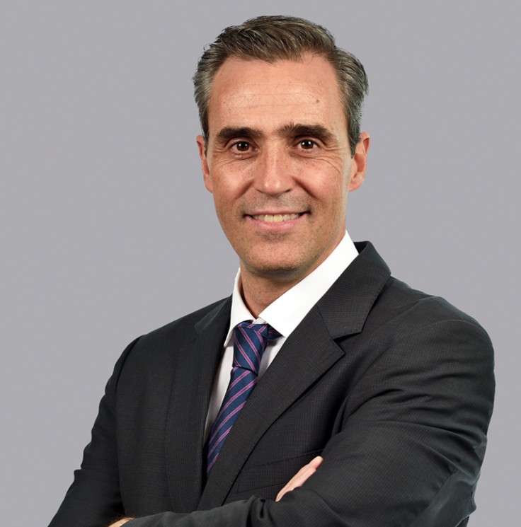 Nombre del encargado